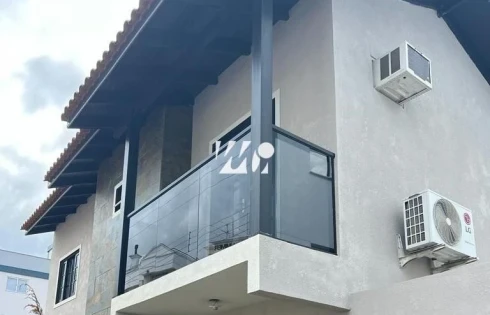 Casa com 3 quartos em Pagani, Palhoça